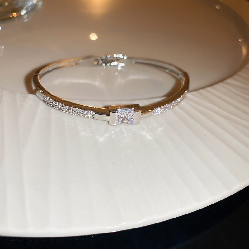 Wholesale Zircon Double Layer Letter Buckle Bracelet